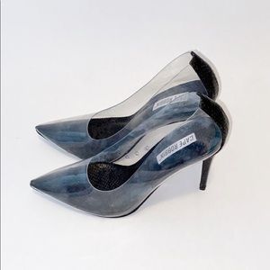 *New*Cape Robbin Black Closed toe pointed pump